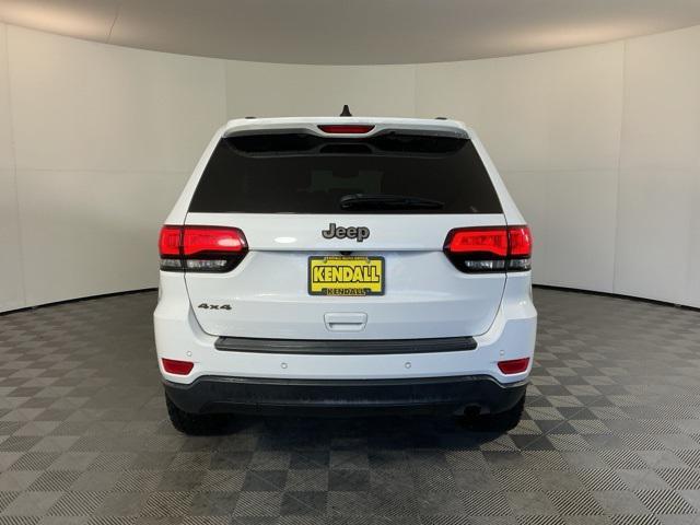 used 2017 Jeep Grand Cherokee car, priced at $14,871