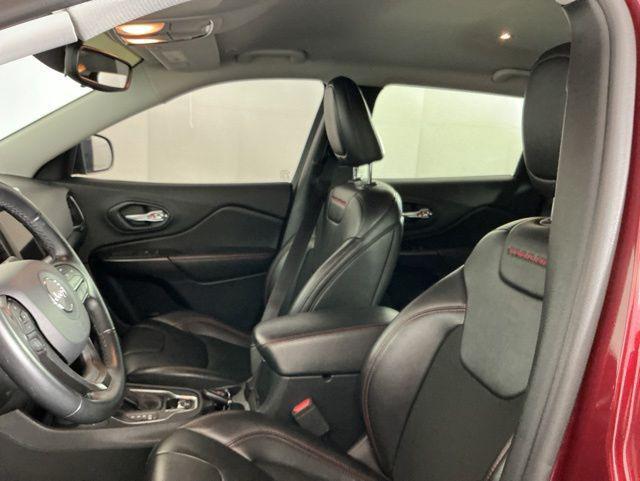 used 2019 Jeep Cherokee car, priced at $22,171