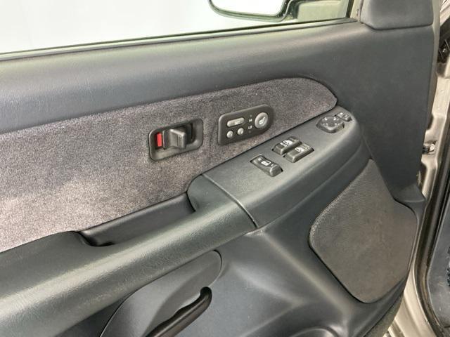 used 2002 GMC Sierra 2500 car, priced at $17,471