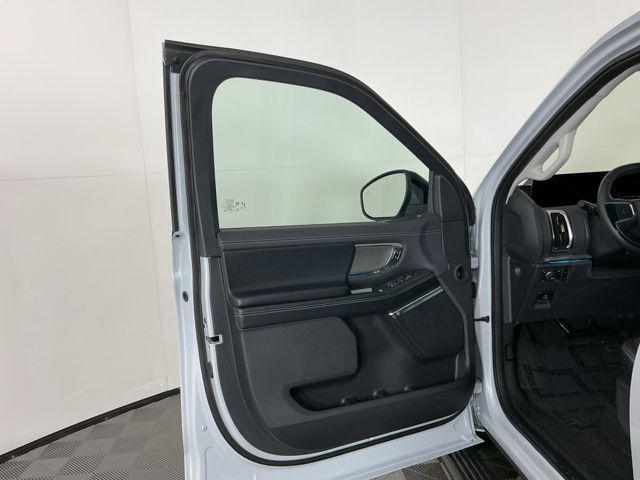 used 2025 Ford Expedition car, priced at $70,171