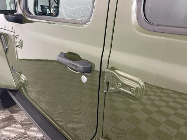 used 2021 Jeep Wrangler Unlimited car, priced at $36,371