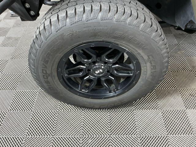 used 2015 Jeep Wrangler Unlimited car, priced at $22,171