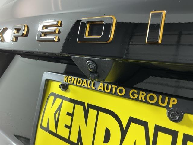 new 2025 Ford Expedition car, priced at $87,115