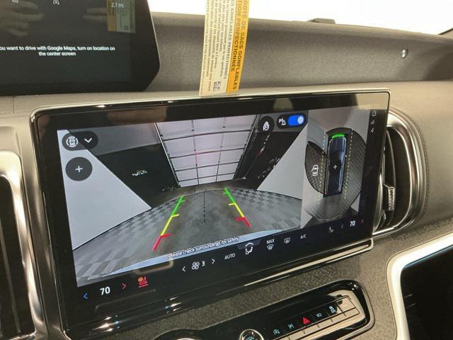 new 2025 Ford Expedition car, priced at $87,115