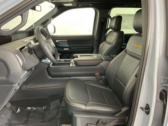 new 2025 Ford Expedition car, priced at $83,673