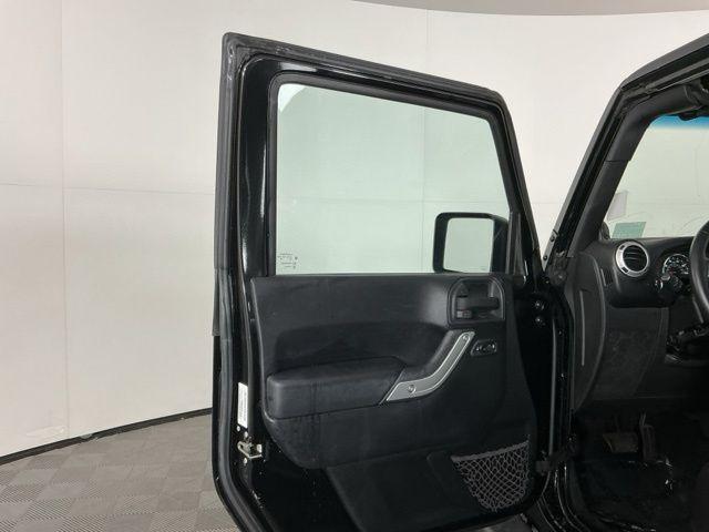 used 2014 Jeep Wrangler Unlimited car, priced at $10,171