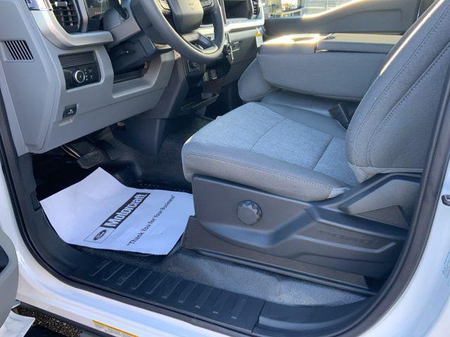 new 2024 Ford F-450 car, priced at $59,979