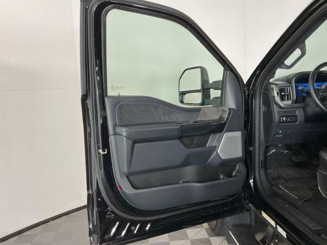 used 2025 Ford F-450 car, priced at $97,171