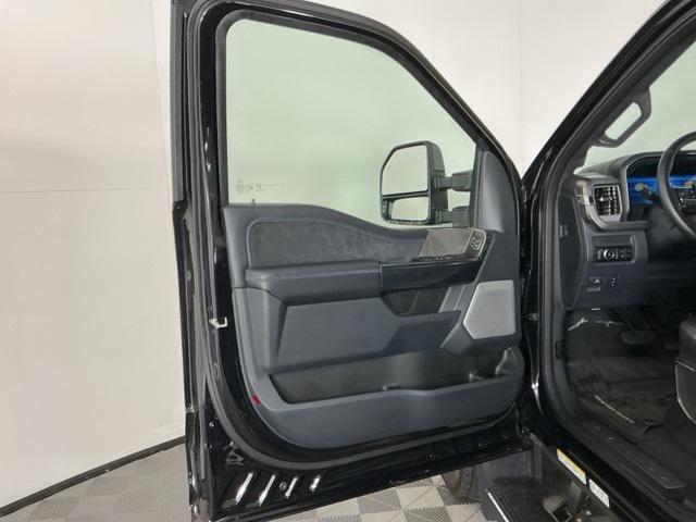 used 2025 Ford F-450 car, priced at $98,971