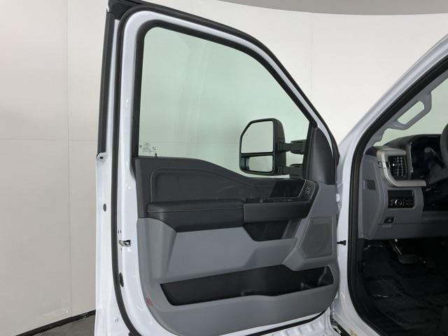 new 2026 Ford F-450 car, priced at $85,290