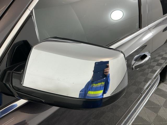 used 2016 Chevrolet Suburban car, priced at $20,972