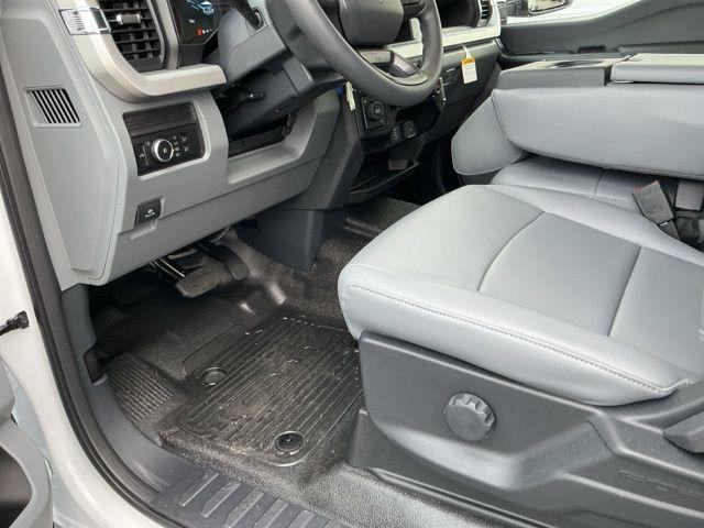 new 2026 Ford F-450 car, priced at $66,565