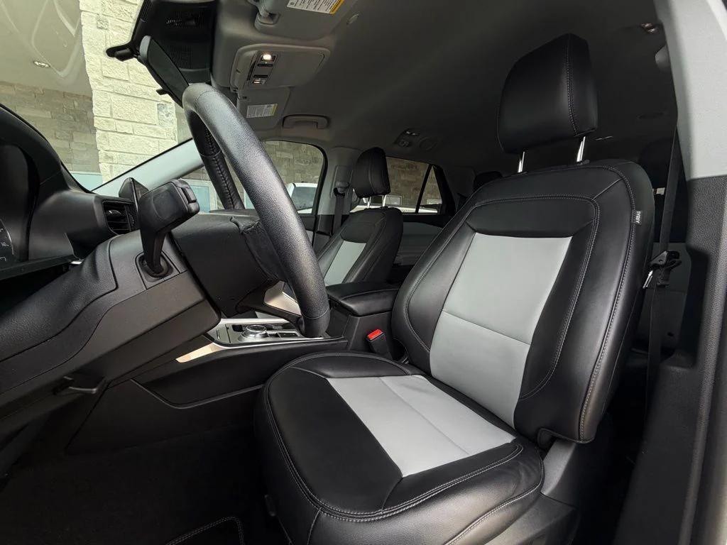 used 2022 Ford Explorer car, priced at $27,995