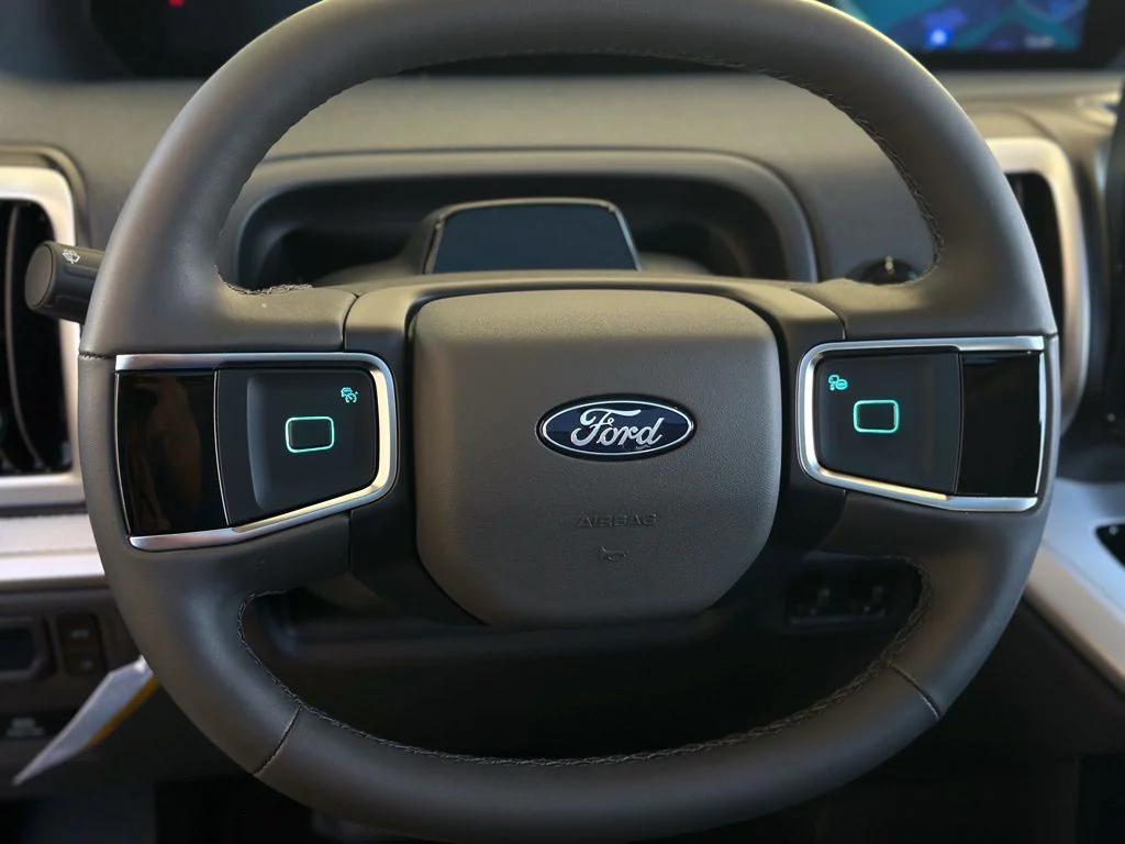 new 2026 Ford Expedition car, priced at $71,340