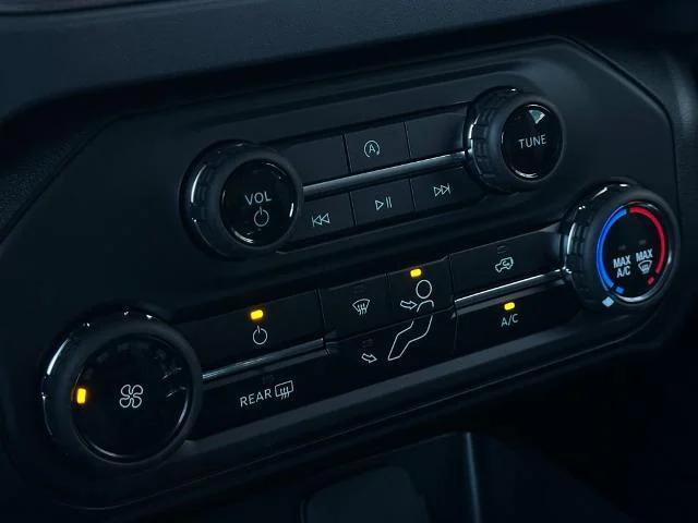 new 2025 Ford Bronco car, priced at $44,615