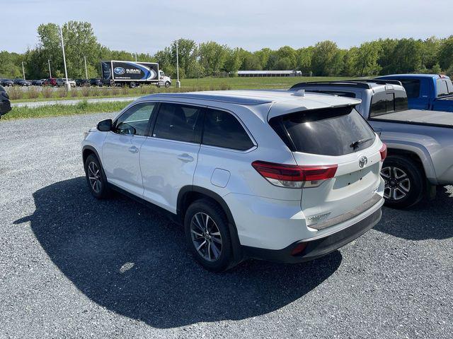 used 2019 Toyota Highlander car, priced at $23,500