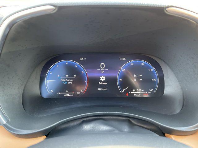 used 2023 Toyota Highlander car, priced at $40,500