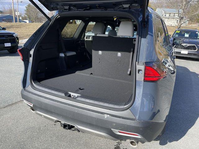 new 2026 Toyota Grand Highlander Hybrid car, priced at $63,124