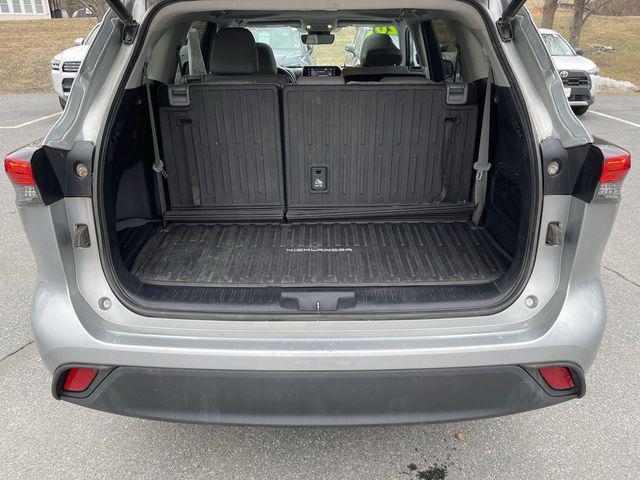 used 2020 Toyota Highlander car, priced at $26,900