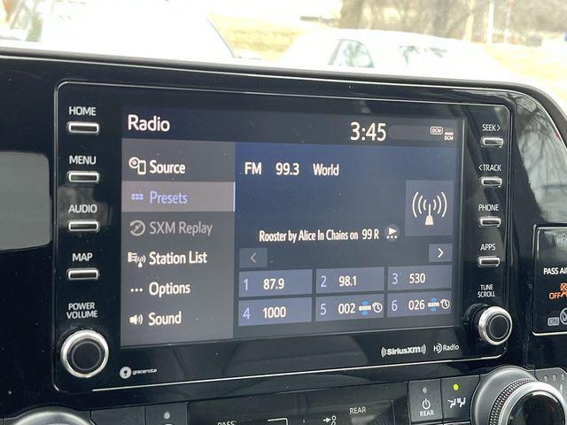 used 2020 Toyota Highlander car, priced at $26,900