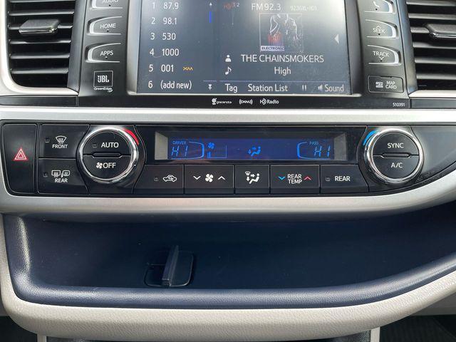 used 2019 Toyota Highlander Hybrid car, priced at $29,500