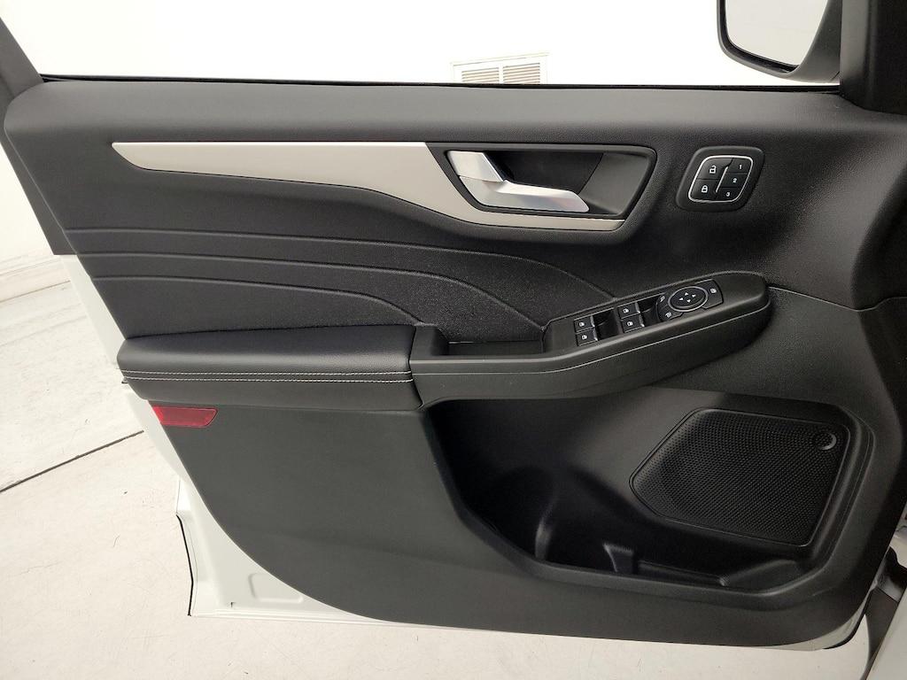 used 2022 Ford Escape car, priced at $23,998