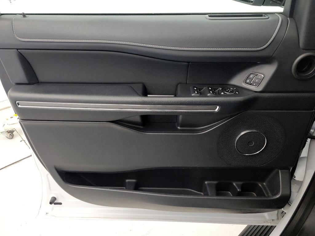 used 2024 Ford Expedition car, priced at $43,998
