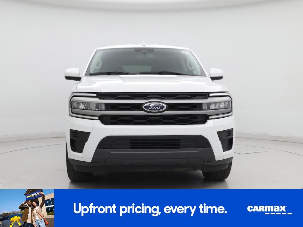 used 2024 Ford Expedition car, priced at $43,998