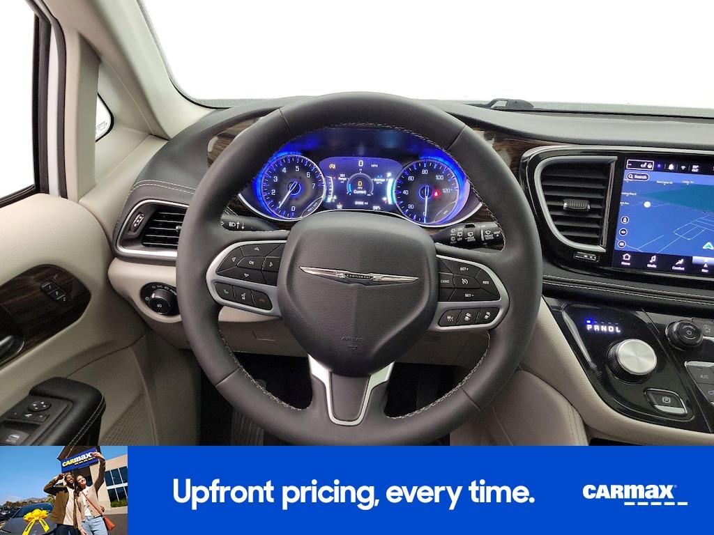 used 2023 Chrysler Pacifica car, priced at $28,998
