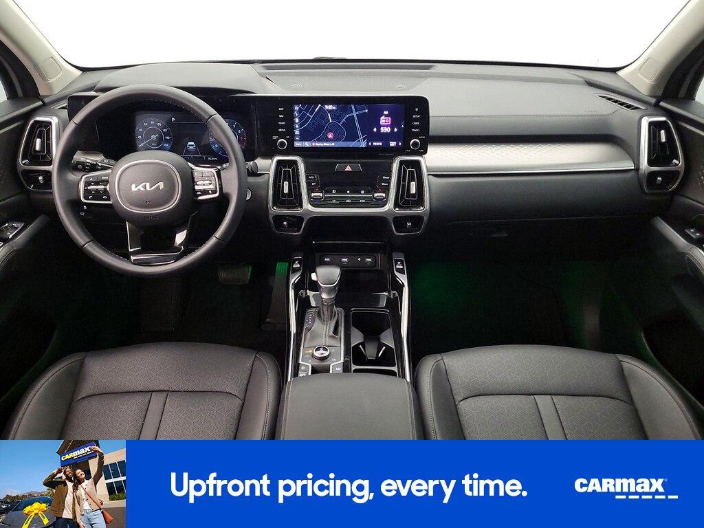 used 2023 Kia Sorento car, priced at $31,998
