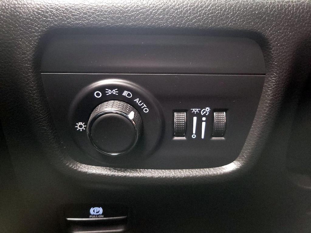 used 2023 Jeep Grand Cherokee car, priced at $31,998