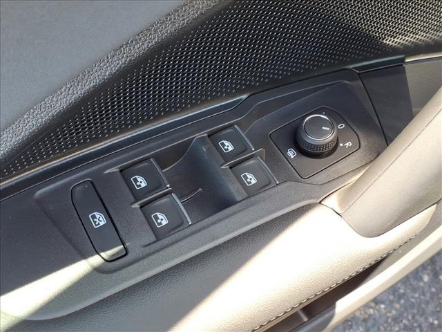 new 2026 Volkswagen Tiguan car, priced at $35,927