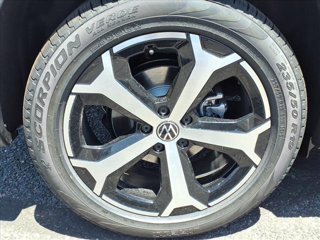 new 2026 Volkswagen Tiguan car, priced at $35,927