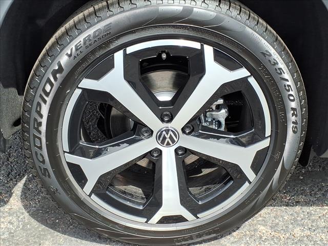 new 2026 Volkswagen Tiguan car, priced at $36,397