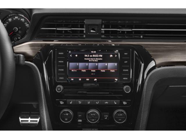 used 2022 Volkswagen Passat car