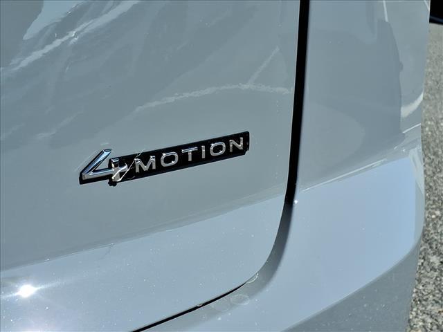 new 2026 Volkswagen Atlas Cross Sport car, priced at $51,876