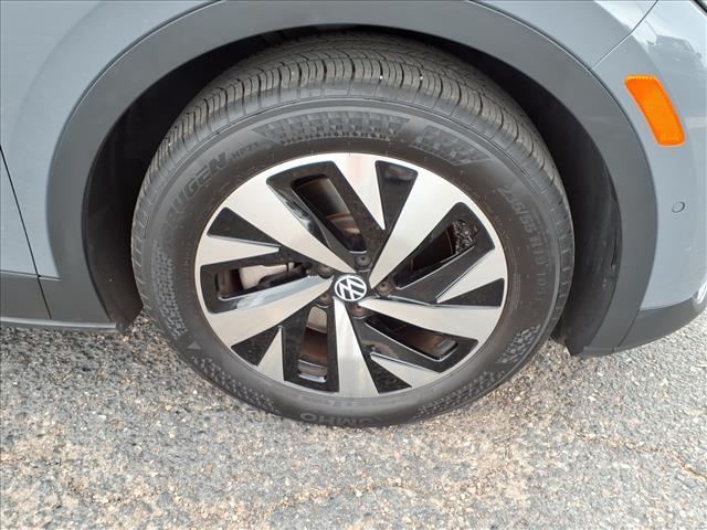 used 2023 Volkswagen ID.4 car, priced at $22,097