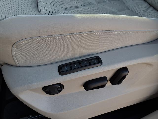 new 2026 Volkswagen Atlas car, priced at $56,109