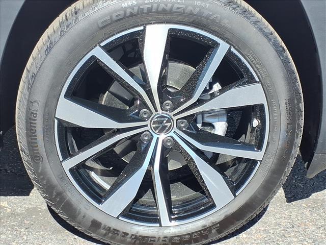 new 2026 Volkswagen Atlas car, priced at $56,109