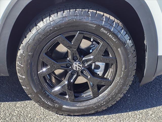 new 2026 Volkswagen Atlas car, priced at $49,999