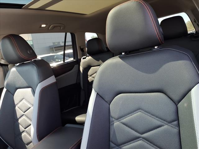 new 2026 Volkswagen Atlas car, priced at $48,308