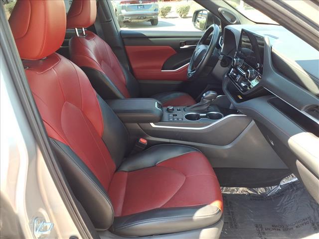 used 2023 Toyota Highlander car, priced at $36,598