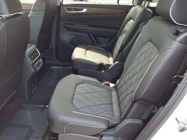 new 2026 Volkswagen Atlas car, priced at $56,804