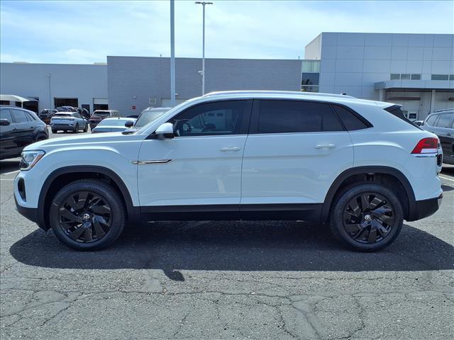 new 2026 Volkswagen Atlas Cross Sport car, priced at $47,151