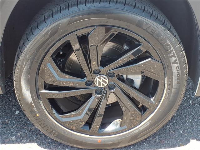 used 2023 Volkswagen Atlas car, priced at $29,498