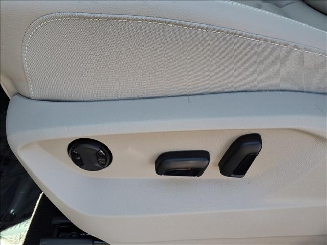 new 2026 Volkswagen Atlas car, priced at $46,648