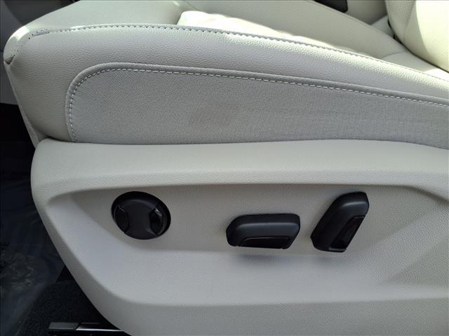 new 2026 Volkswagen Atlas car, priced at $44,738