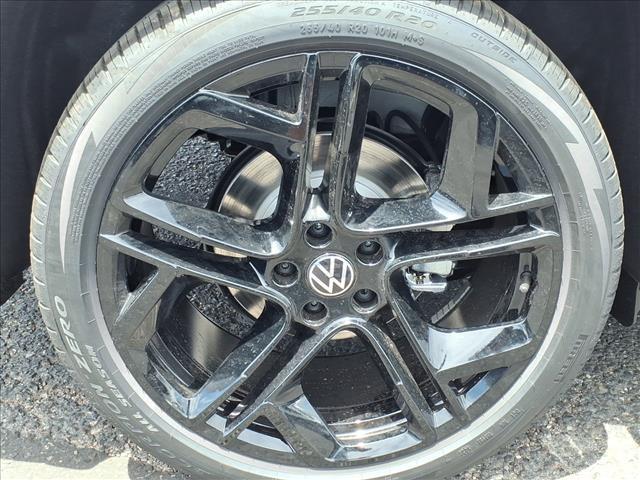 new 2026 Volkswagen Tiguan car, priced at $39,483