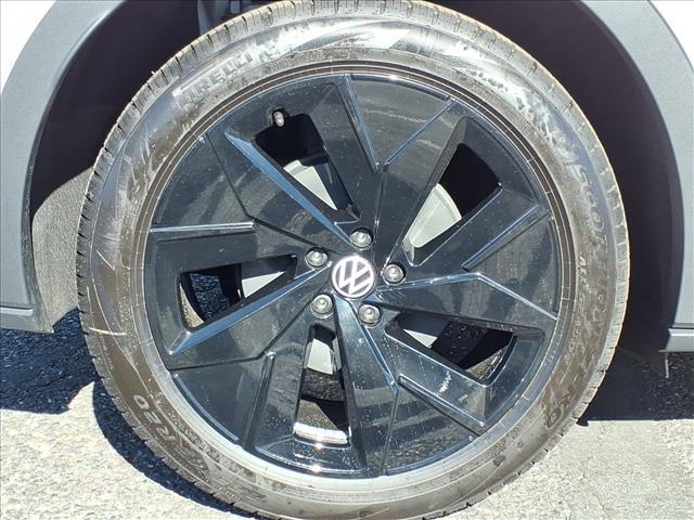 new 2026 Volkswagen ID.4 car, priced at $52,322