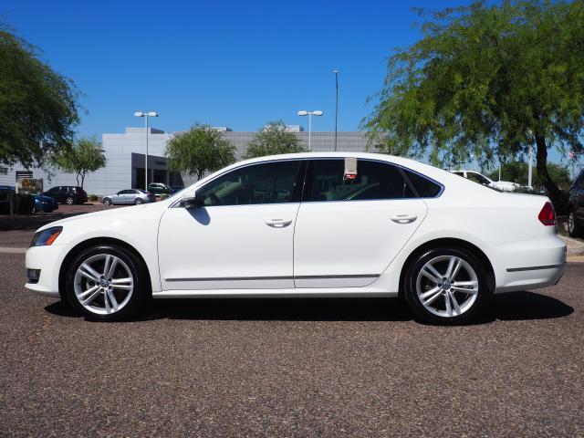 used 2013 Volkswagen Passat car